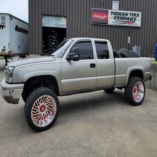 Wheels in Bloomfield, IN